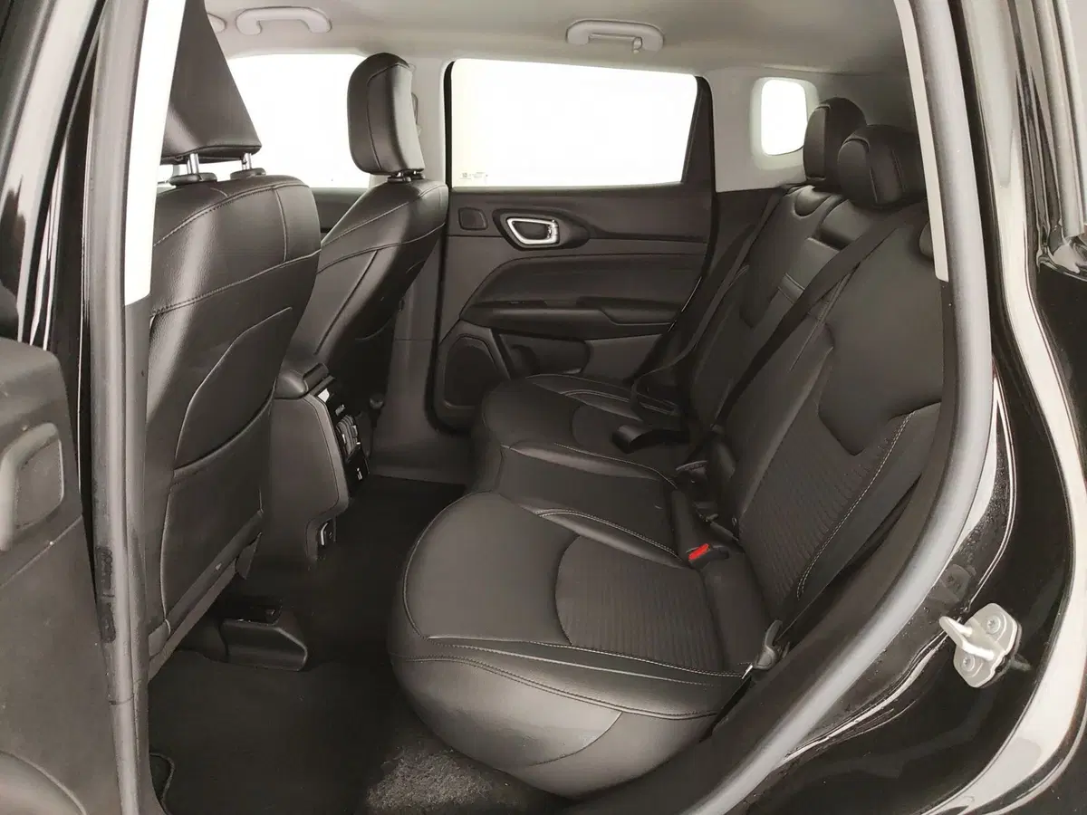 Jeep Compass usata a Caserta (18)