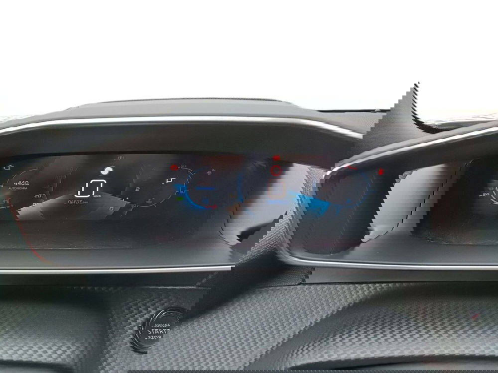 Peugeot 2008 usata a Prato (13)