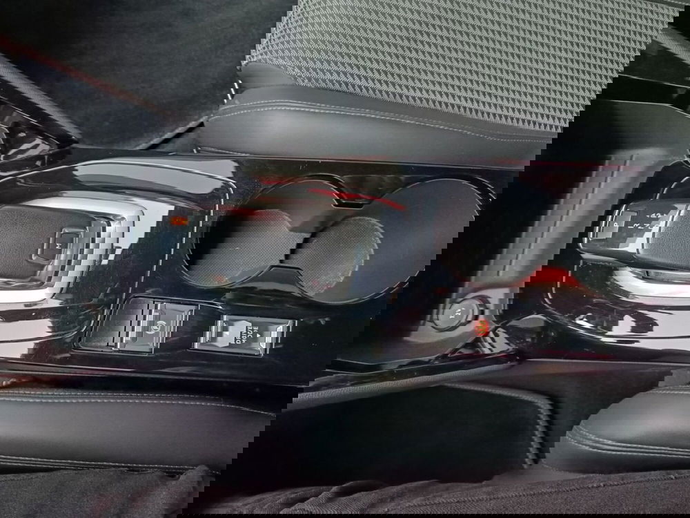 Peugeot 2008 usata a Prato (15)