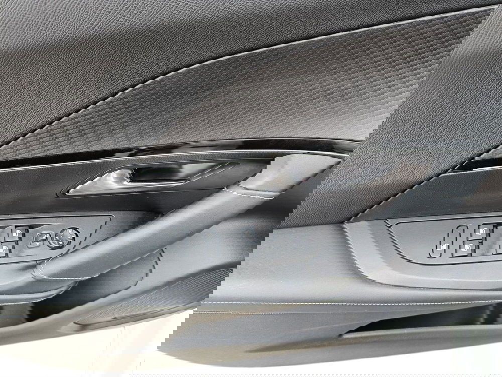 Peugeot 2008 usata a Prato (16)