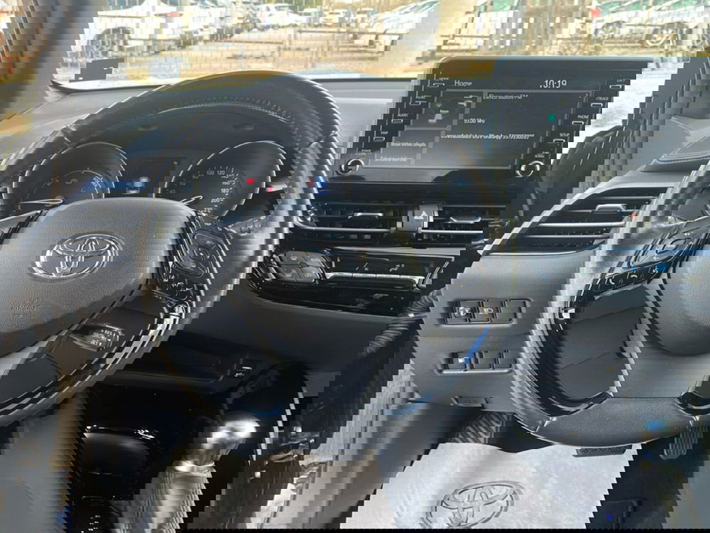 Toyota Toyota C-HR usata a Ragusa (11)