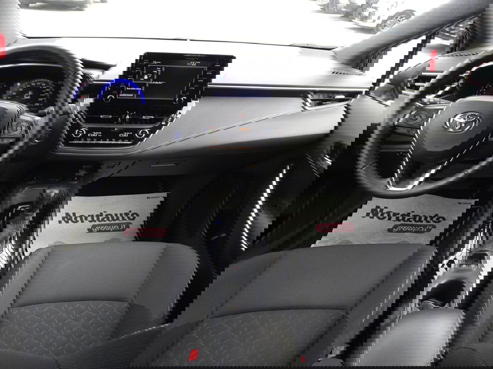 Toyota Corolla Touring Sports usata a Treviso (13)