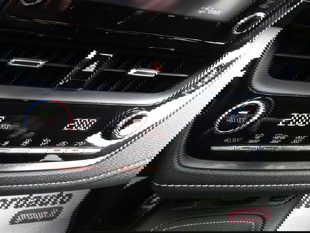 Toyota Corolla Touring Sports usata a Treviso (19)