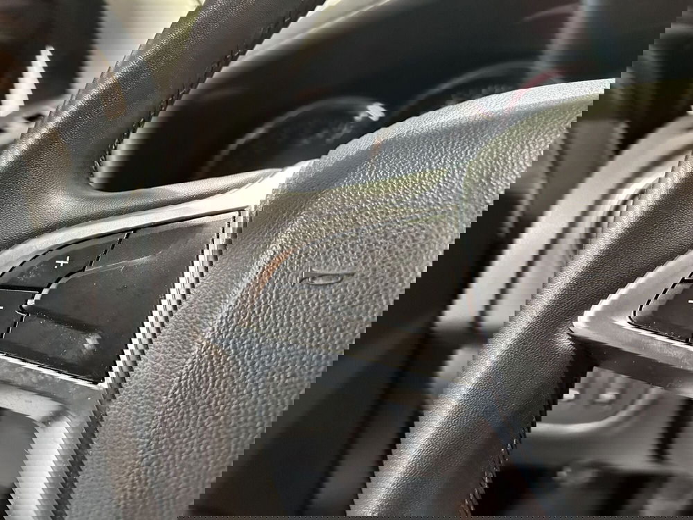 Dacia Sandero usata a Milano (16)