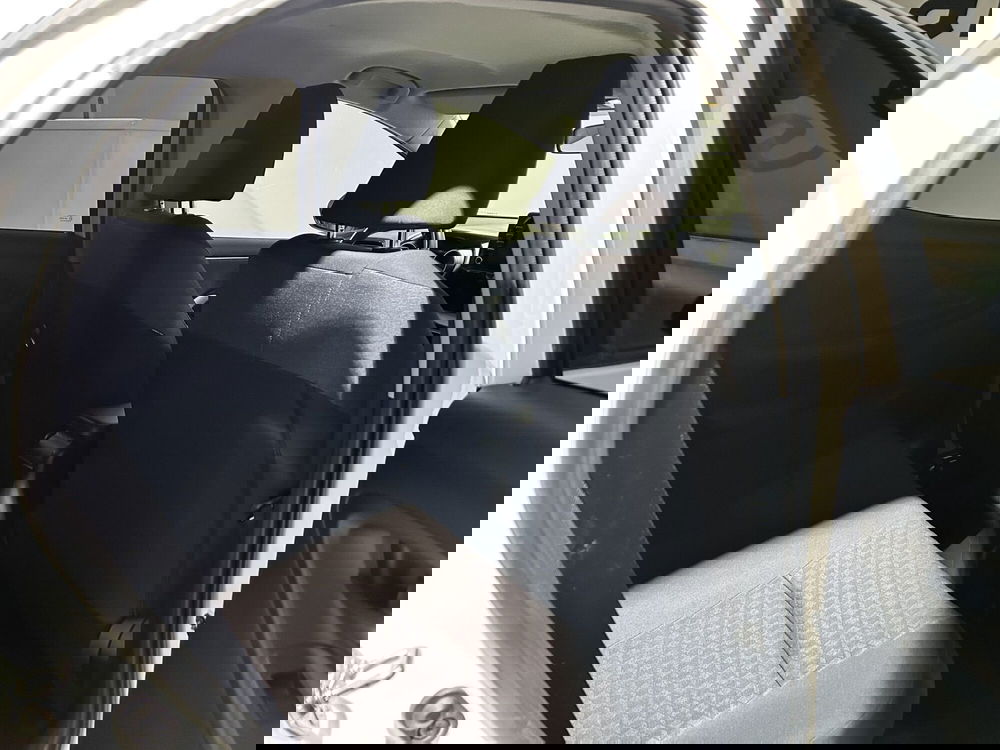 Toyota Yaris usata a Milano (8)