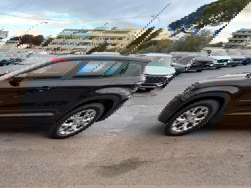 Jeep Avenger nuova a Campobasso (2)