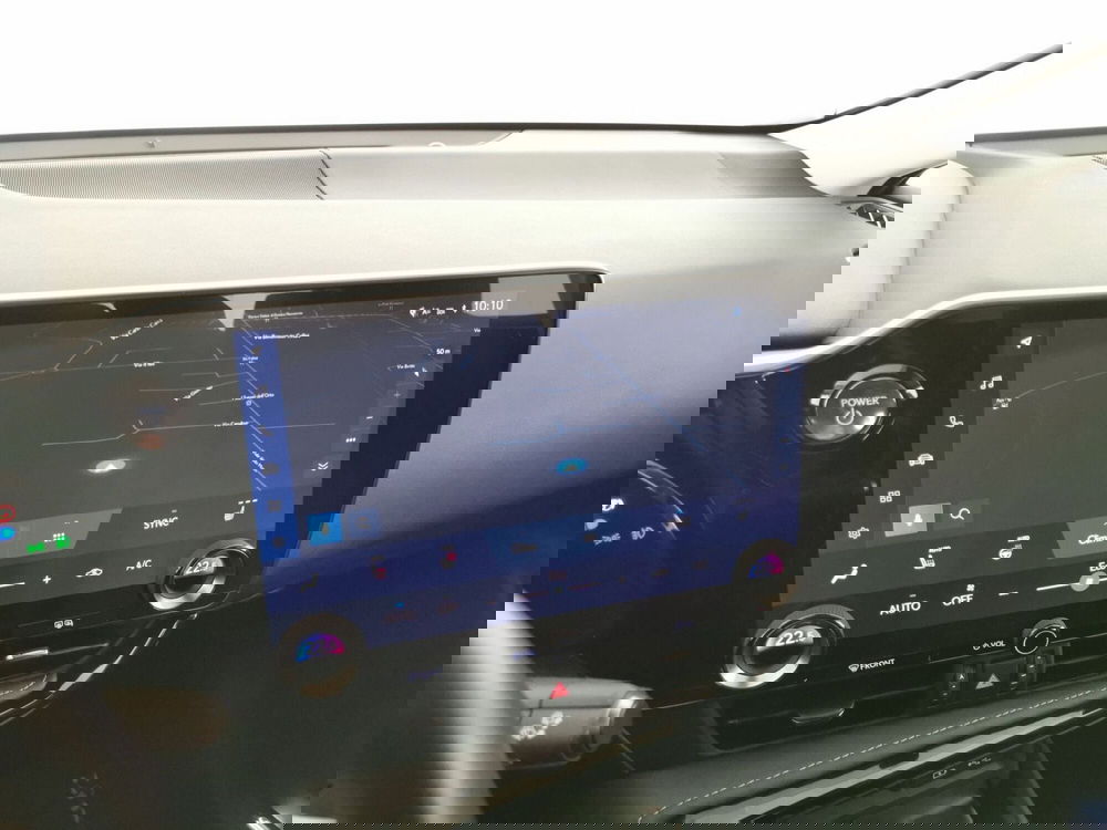 Lexus NX usata a Chieti (14)