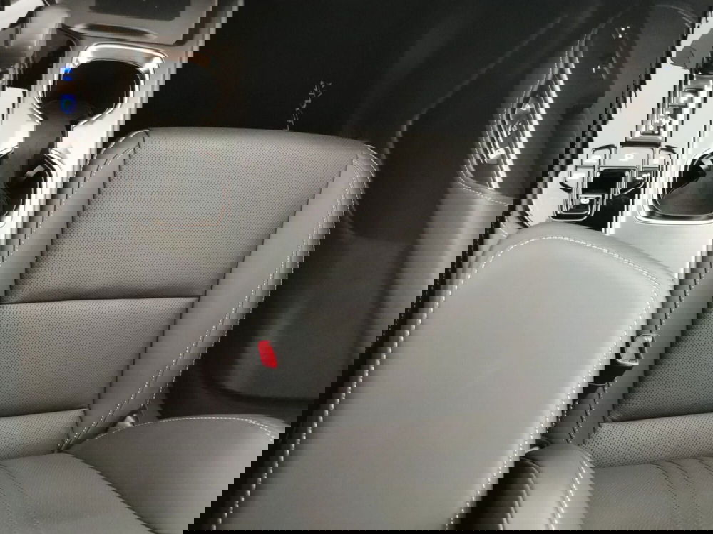 Lexus NX usata a Chieti (16)