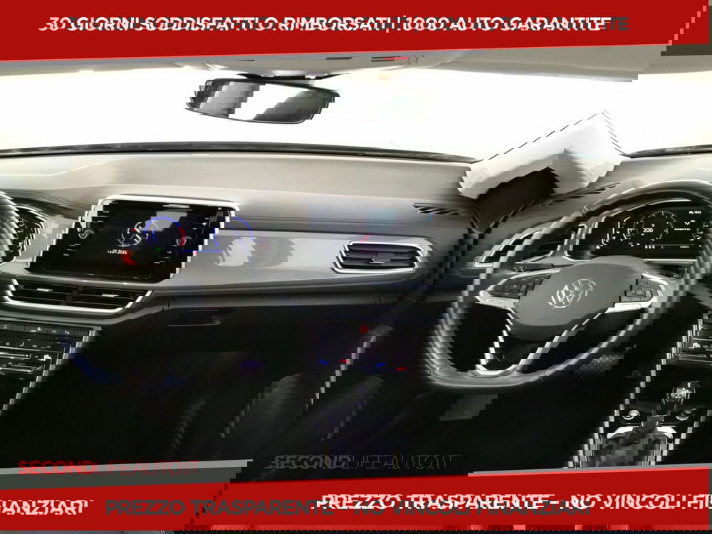 Volkswagen T-Roc usata a Chieti (8)