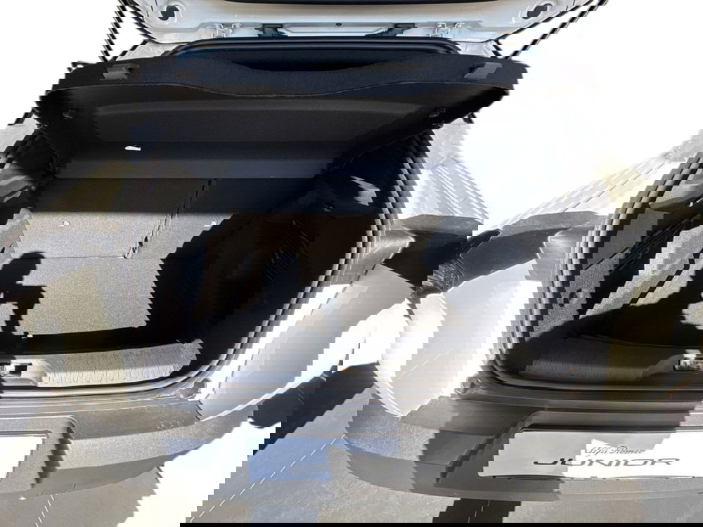 Alfa Romeo Junior nuova a Agrigento (14)