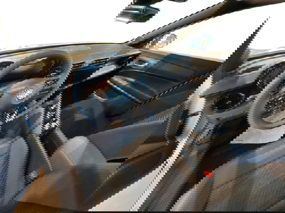 Alfa Romeo Junior nuova a Agrigento (18)