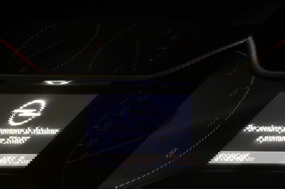 Opel Crossland usata a Cremona (11)