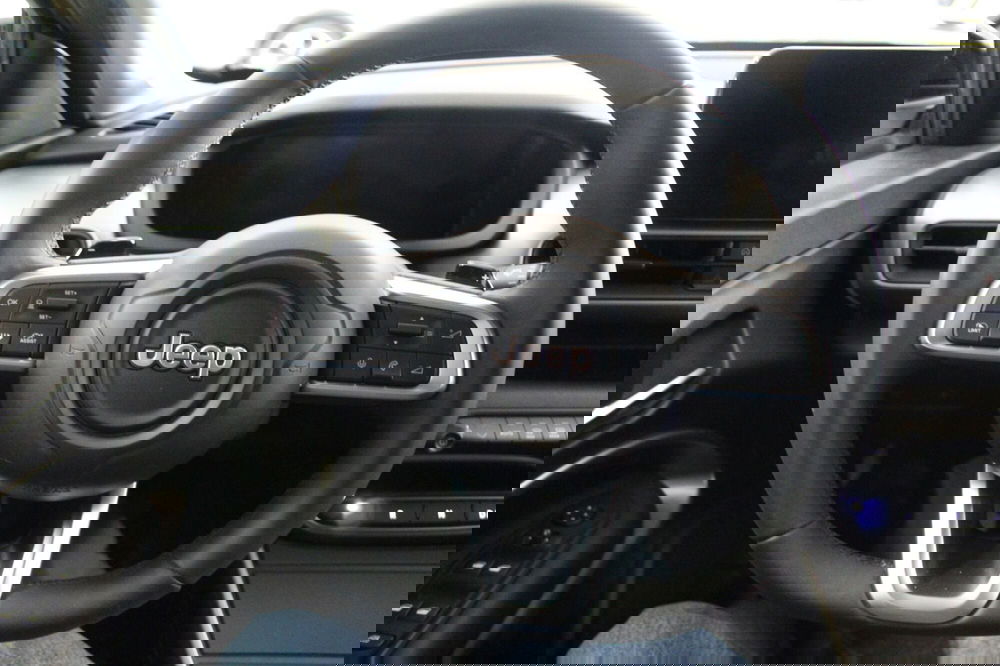 Jeep Avenger nuova a Cremona (10)