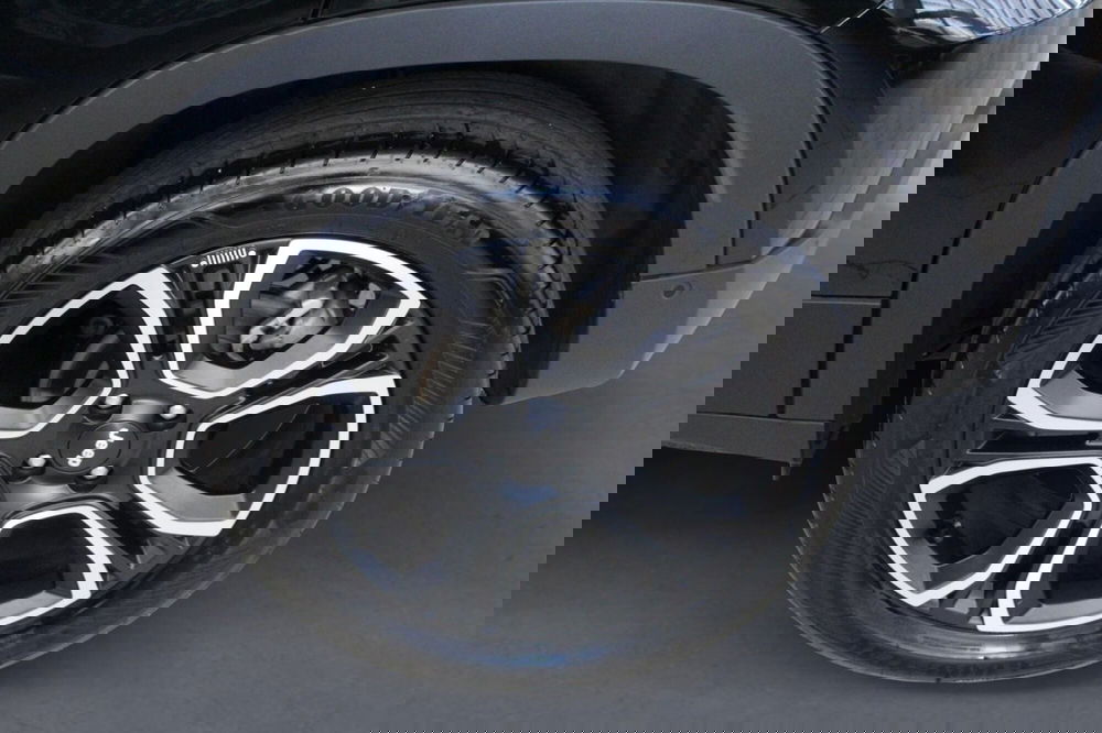 Jeep Avenger nuova a Cremona (7)