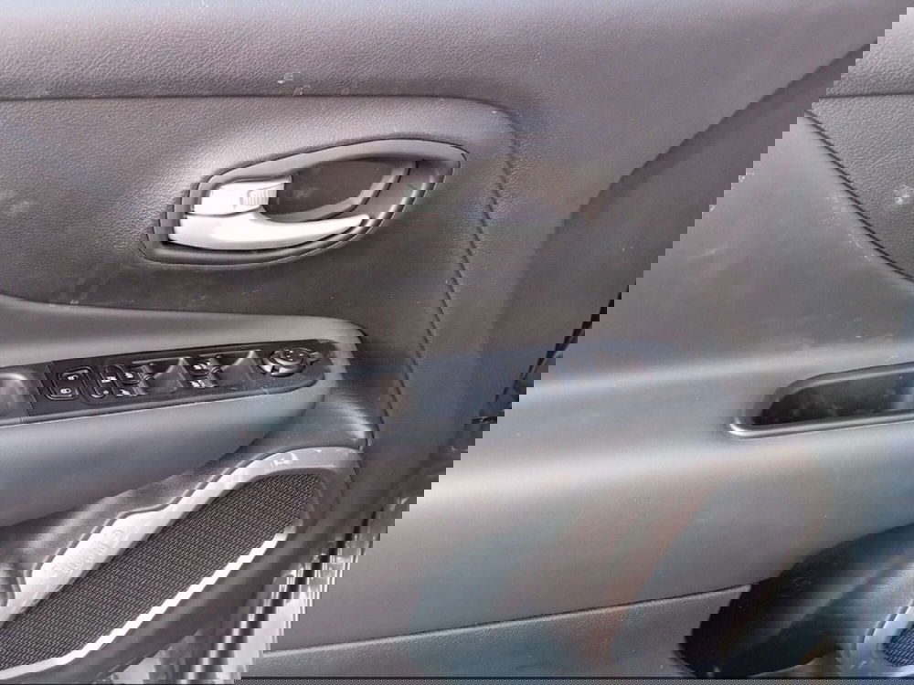 Jeep Renegade usata a Firenze (17)