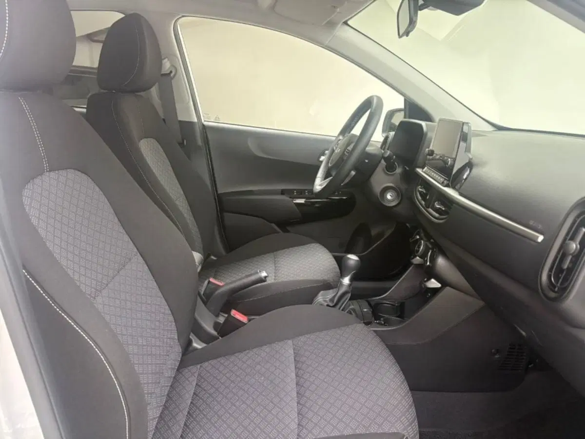 Kia Picanto nuova a Como (8)