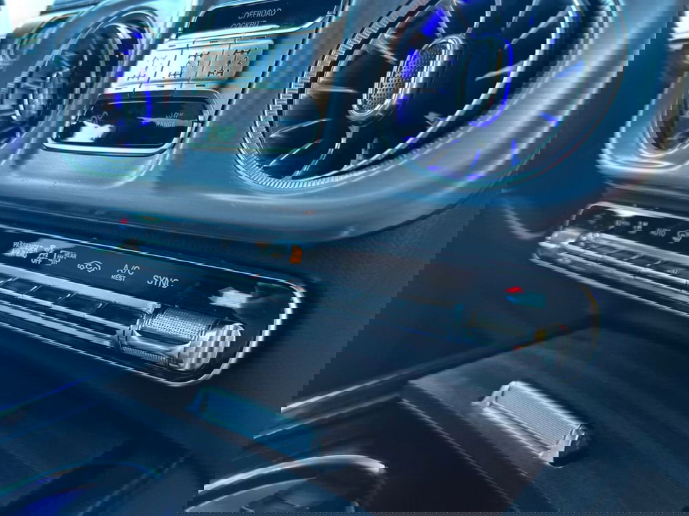 Mercedes-Benz Classe G usata a Bari (14)