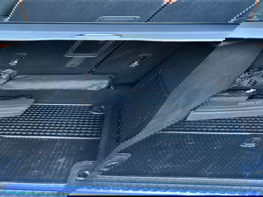 Mercedes-Benz Classe G usata a Bari (8)