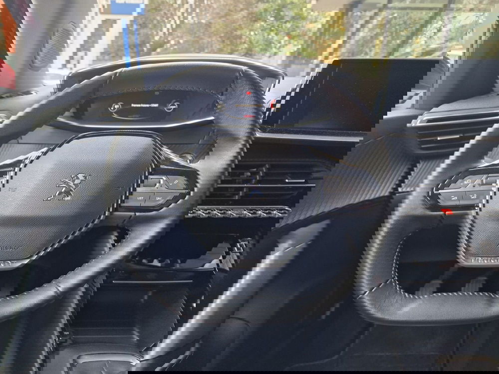 Peugeot 2008 usata a Milano (10)