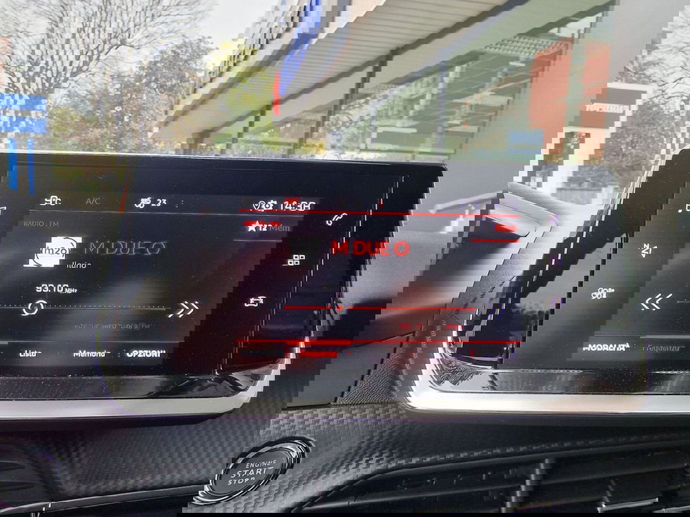 Peugeot 2008 usata a Milano (11)