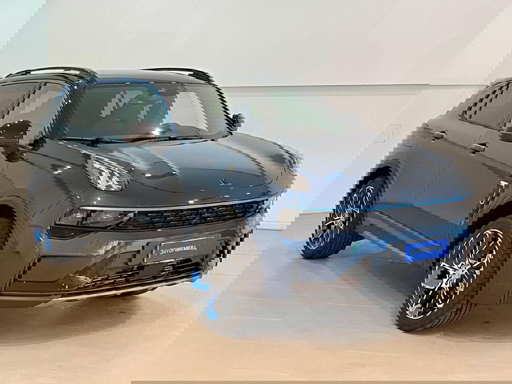 Lynk & Co 01 usata a Como (3)