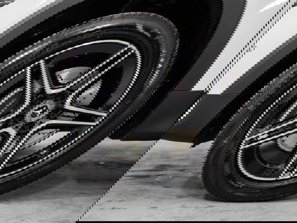 Mercedes-Benz GLB nuova a Macerata (11)