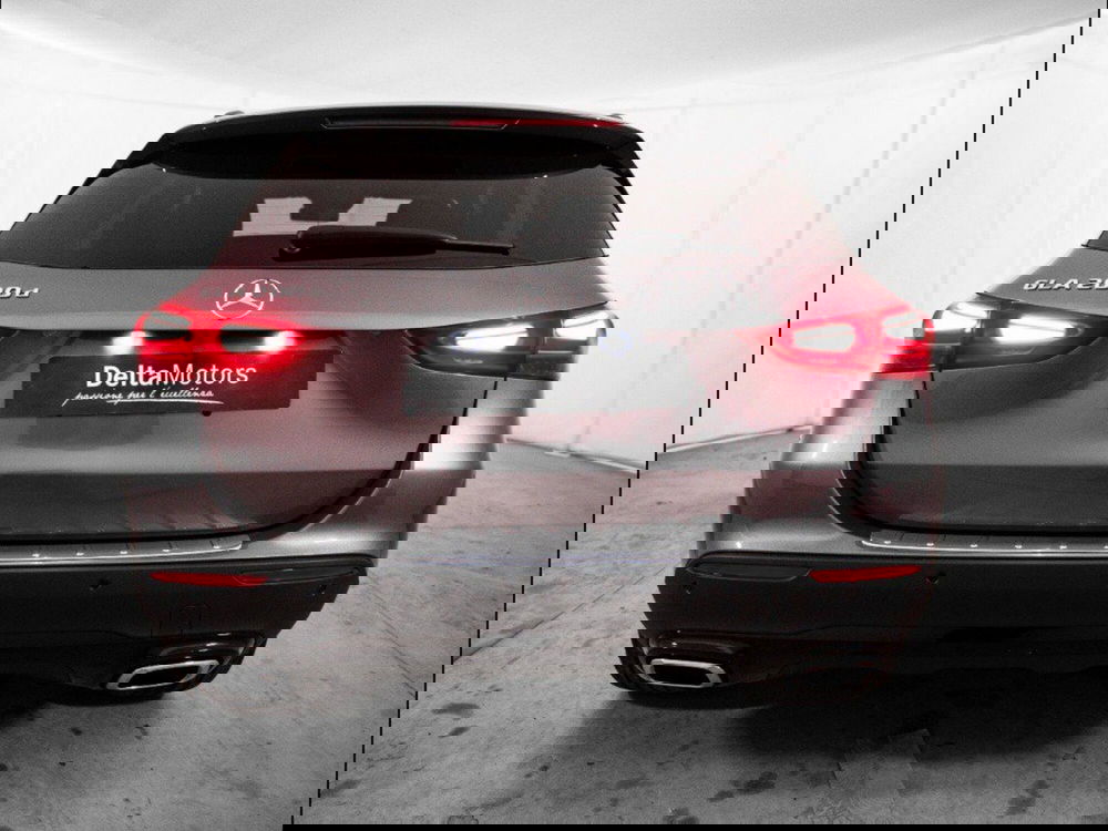 Mercedes-Benz GLA SUV nuova a Macerata (3)