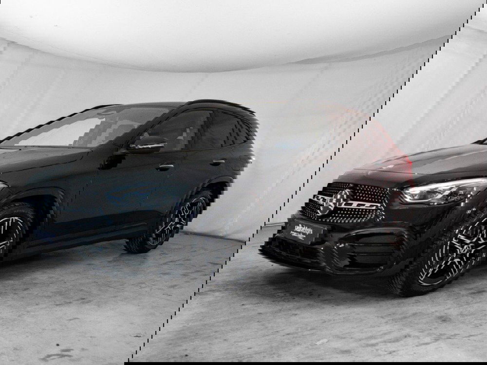 Mercedes-Benz GLA SUV nuova a Macerata