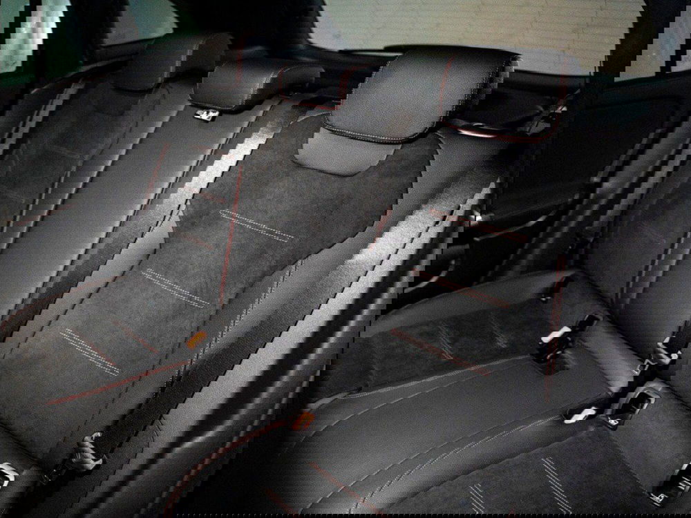 Mercedes-Benz GLA SUV nuova a Macerata (12)