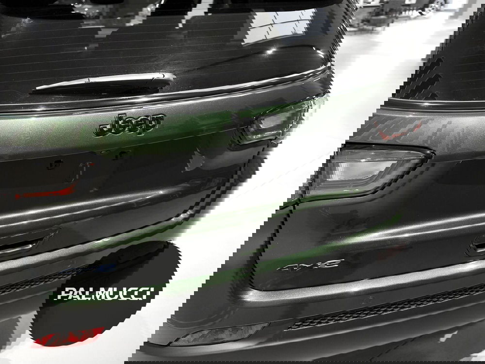 Jeep Compass nuova a Prato (4)