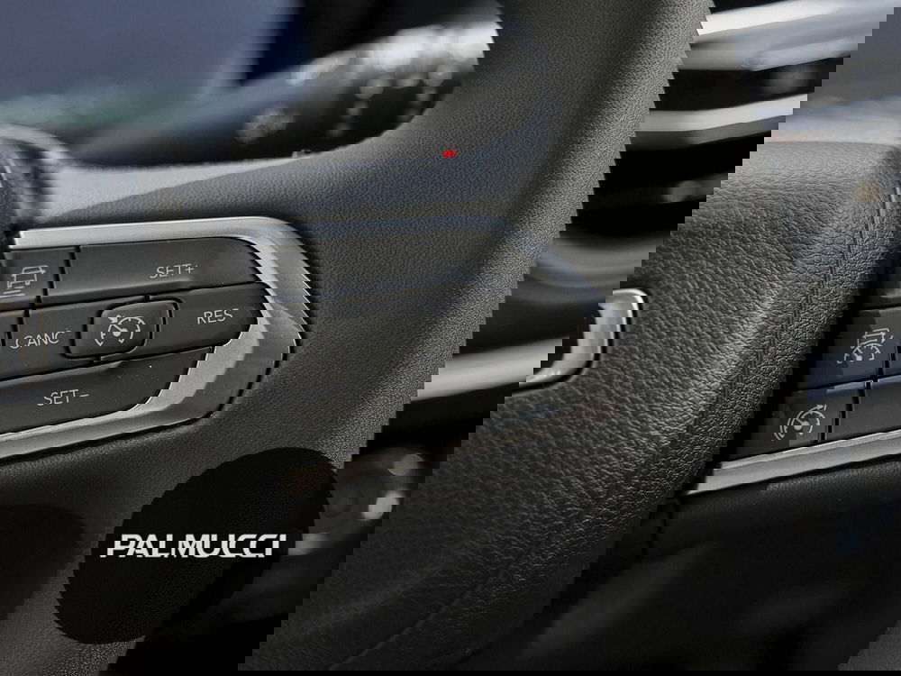 Jeep Compass nuova a Prato (7)