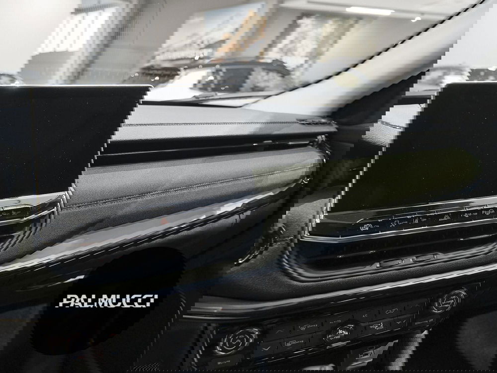 Jeep Compass nuova a Prato (8)