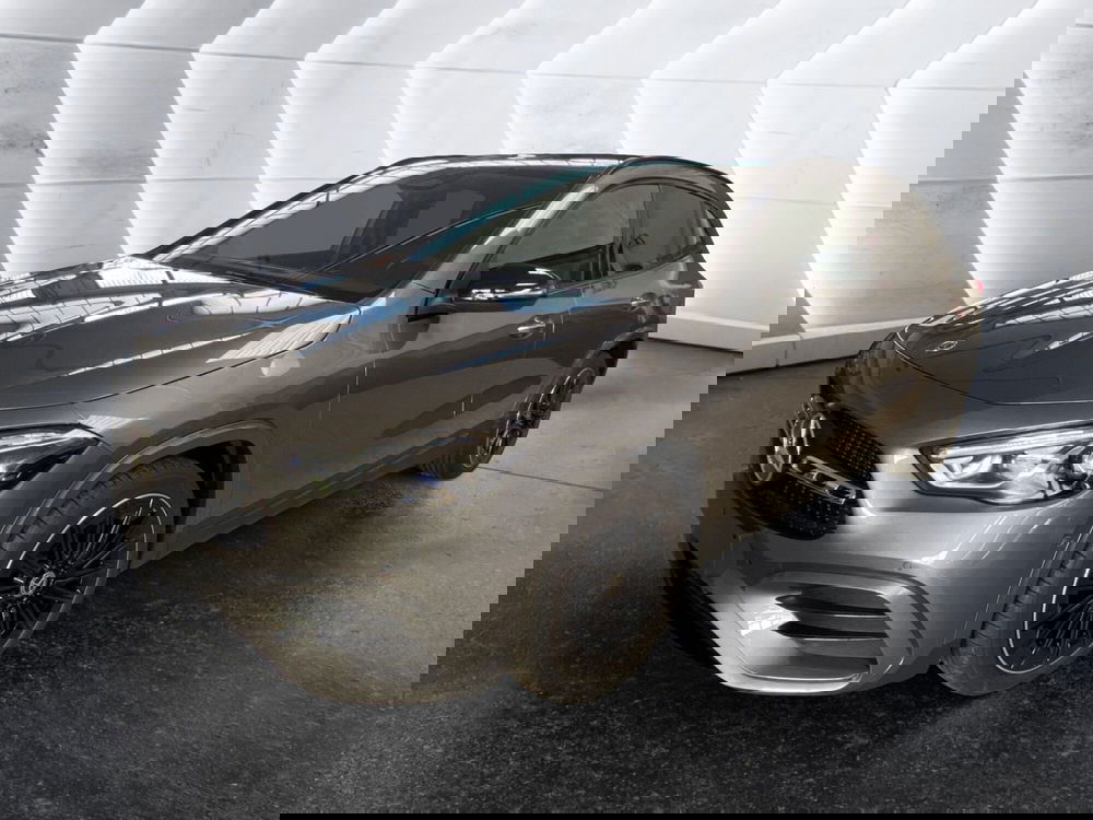 Mercedes-Benz GLA SUV nuova a Napoli