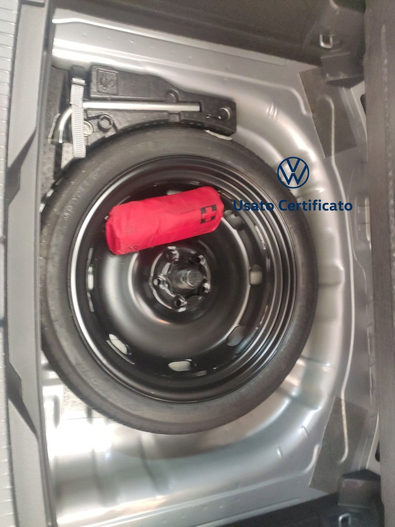 Volkswagen T-Roc usata a Avellino (14)