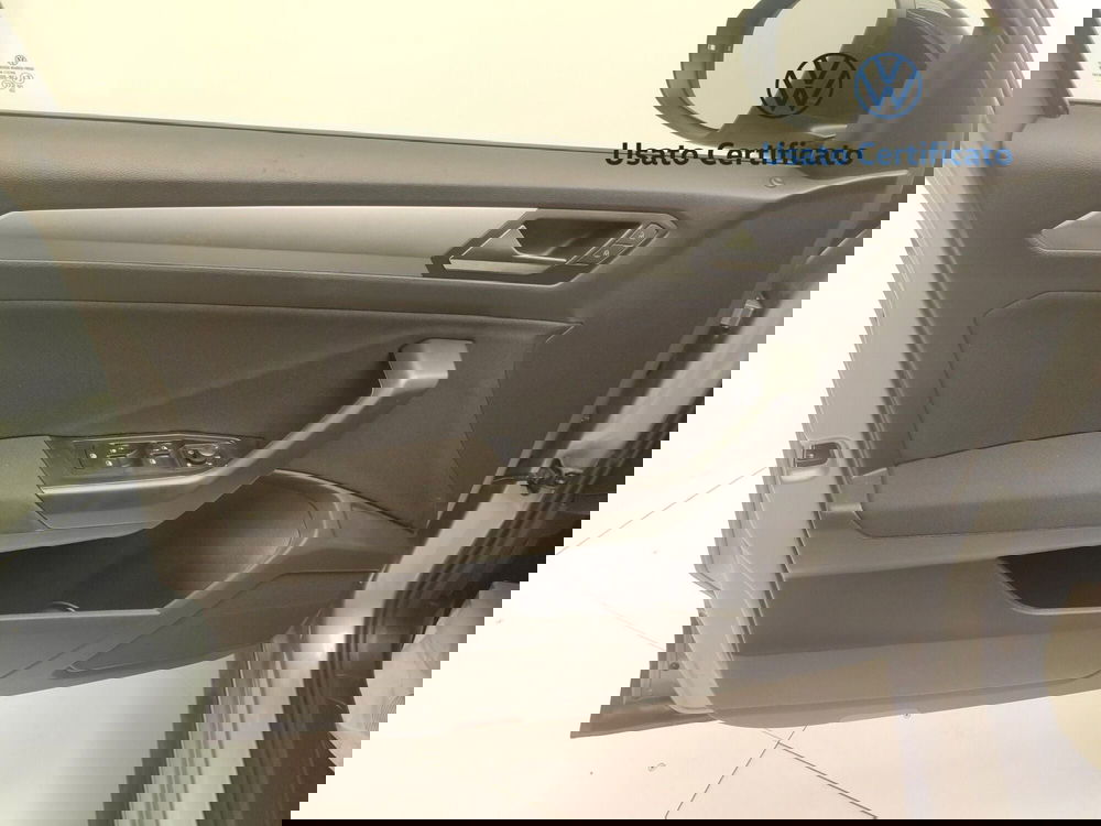 Volkswagen T-Roc usata a Avellino (16)