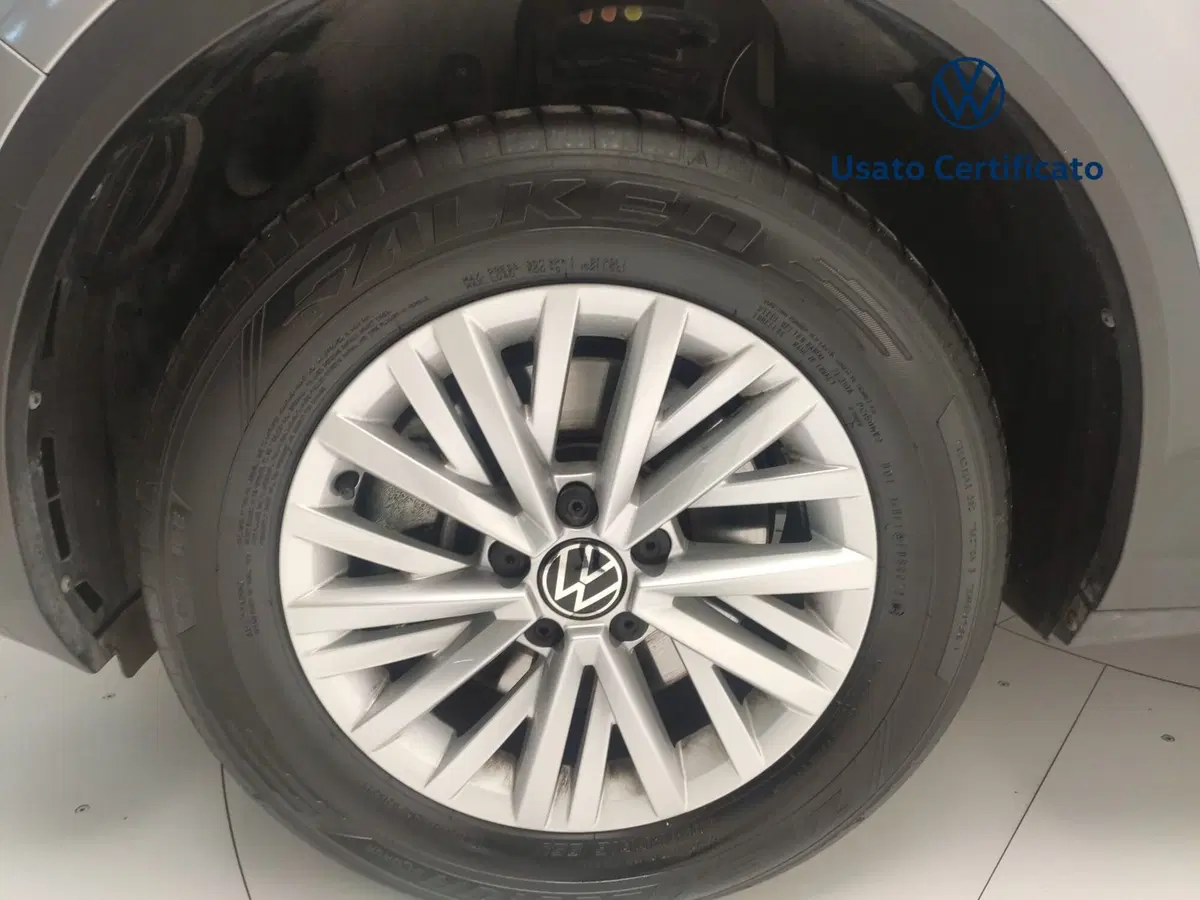 Volkswagen T-Roc usata a Avellino (9)