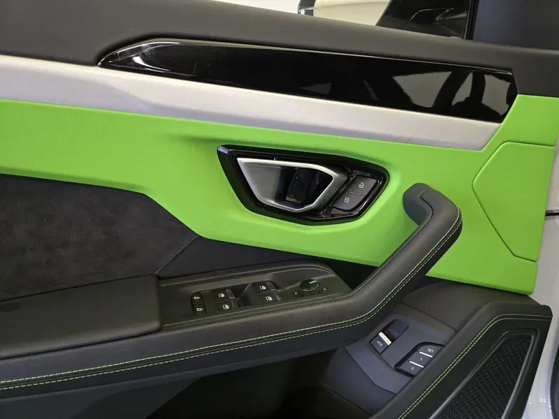 Lamborghini Urus usata a Bologna (13)