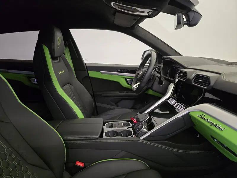 Lamborghini Urus usata a Bologna (6)