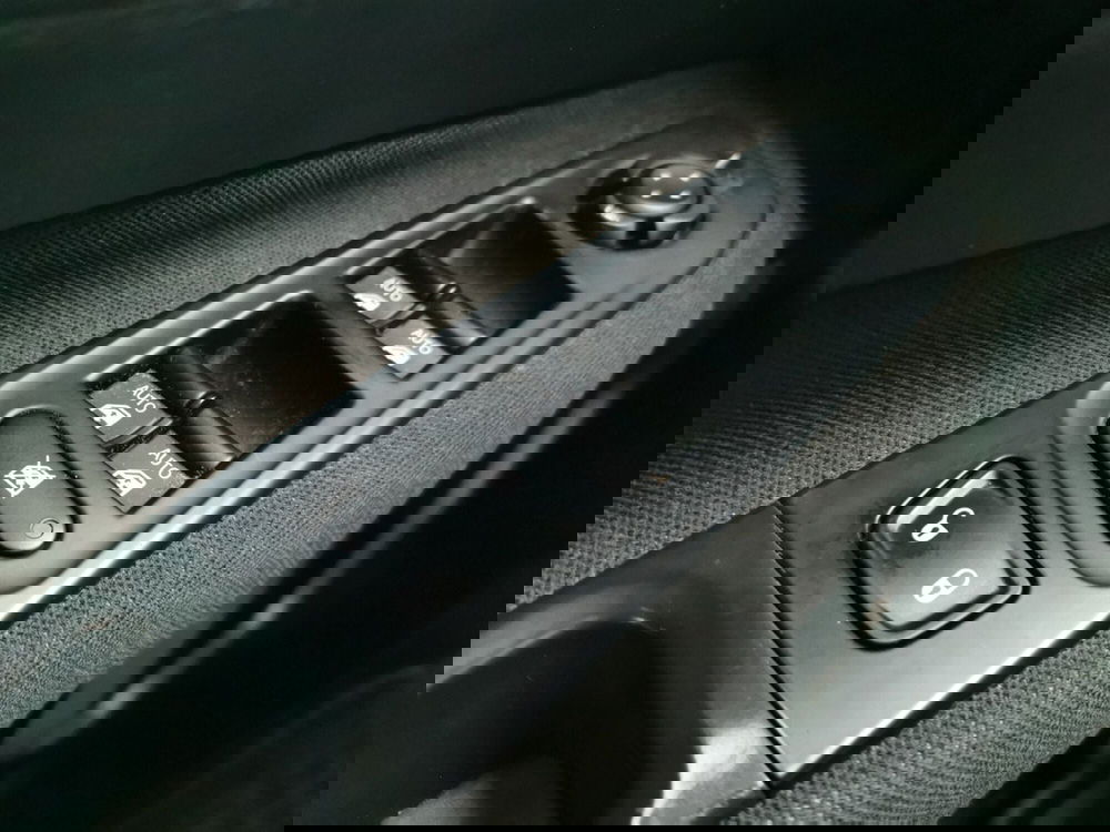 Jeep Renegade usata a Brindisi (14)