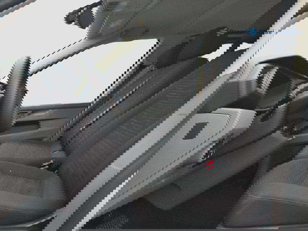 Volkswagen Veicoli Commerciali Caravelle usata a Brescia (9)