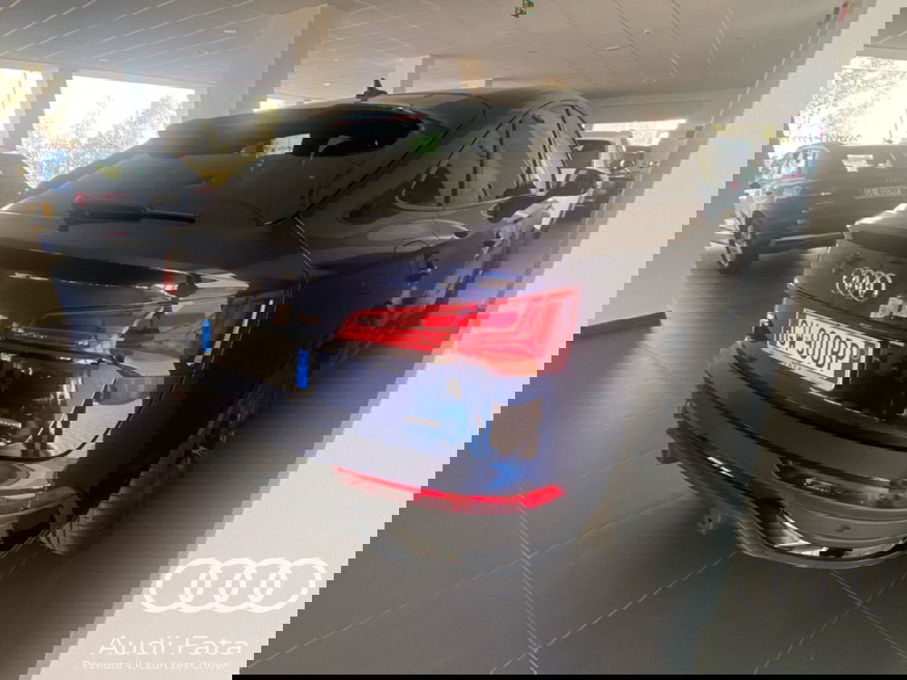 Audi Q5 Sportback nuova a Catania (5)