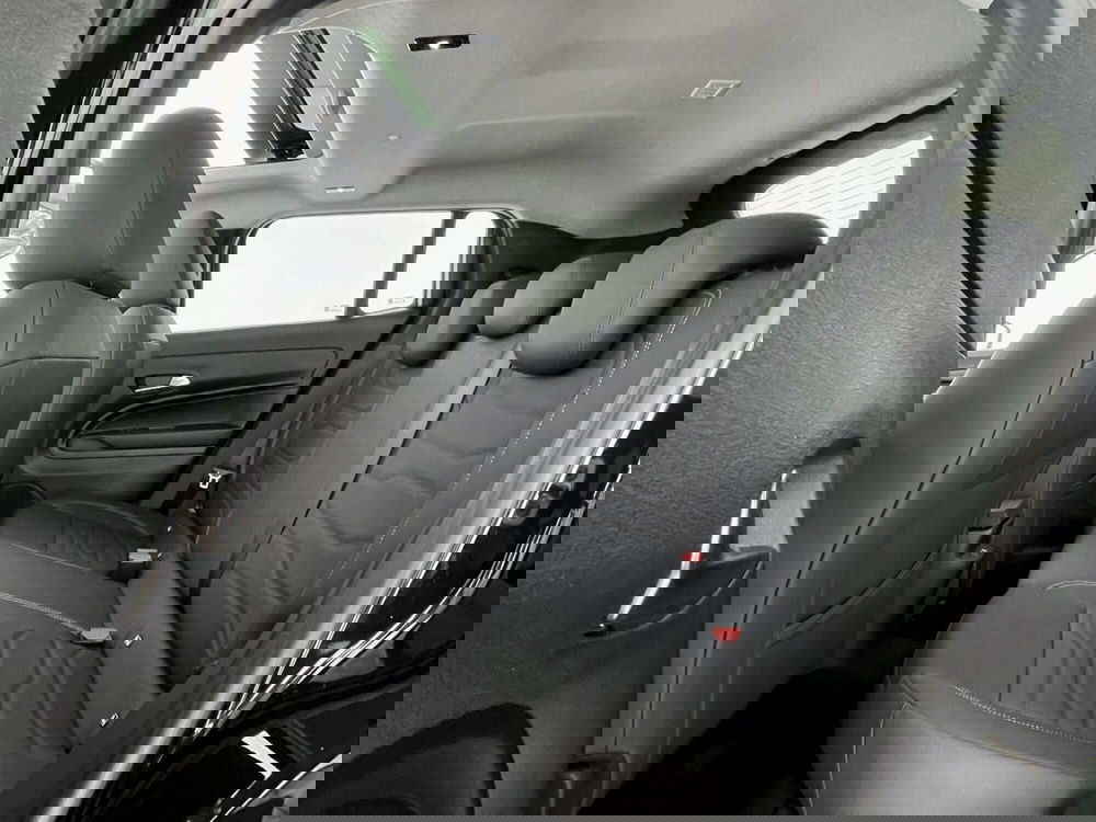 Jeep Avenger nuova a Perugia (10)