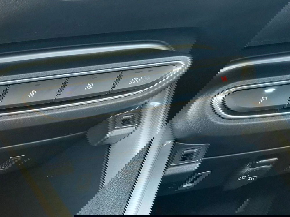 Jeep Avenger nuova a Perugia (16)