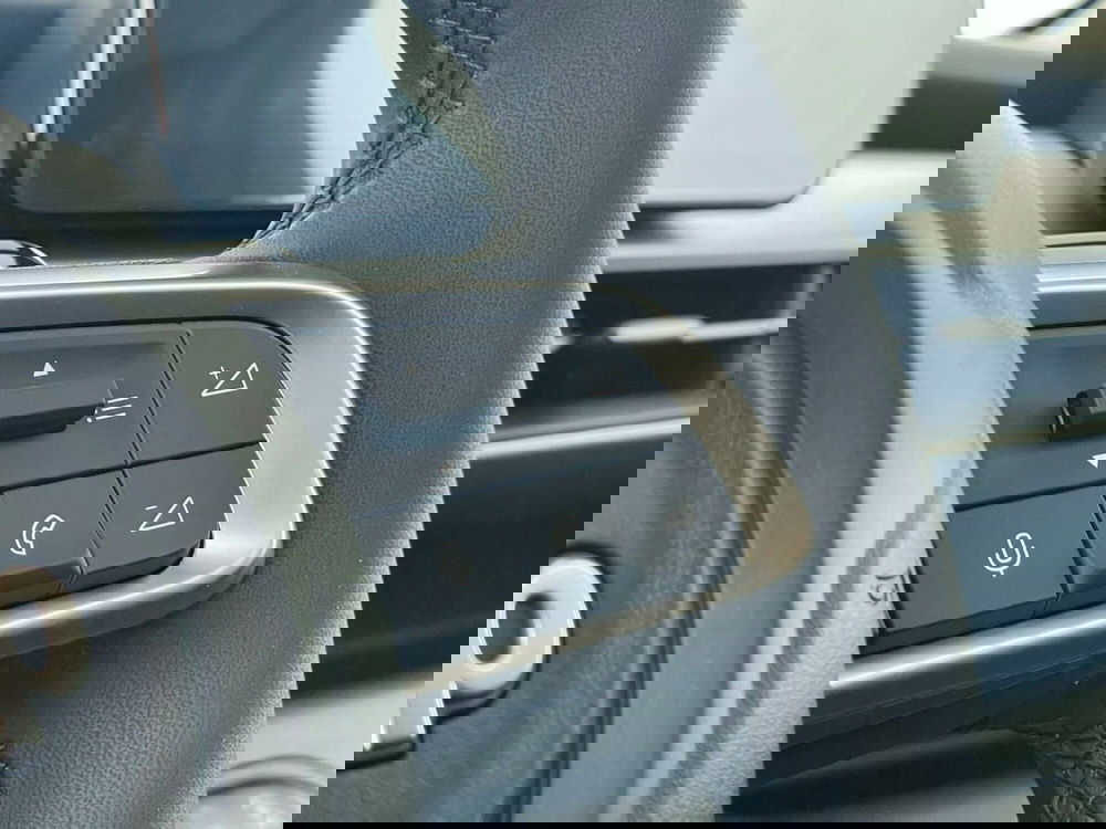 Jeep Avenger nuova a Perugia (20)