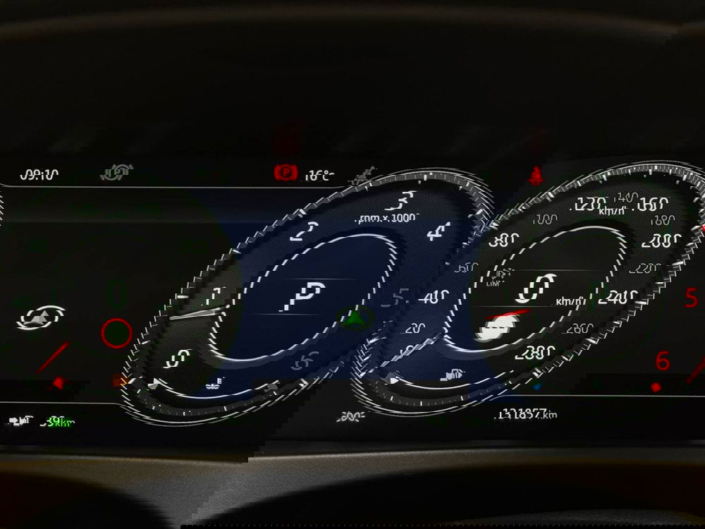 Jaguar F-Pace usata a Savona (10)