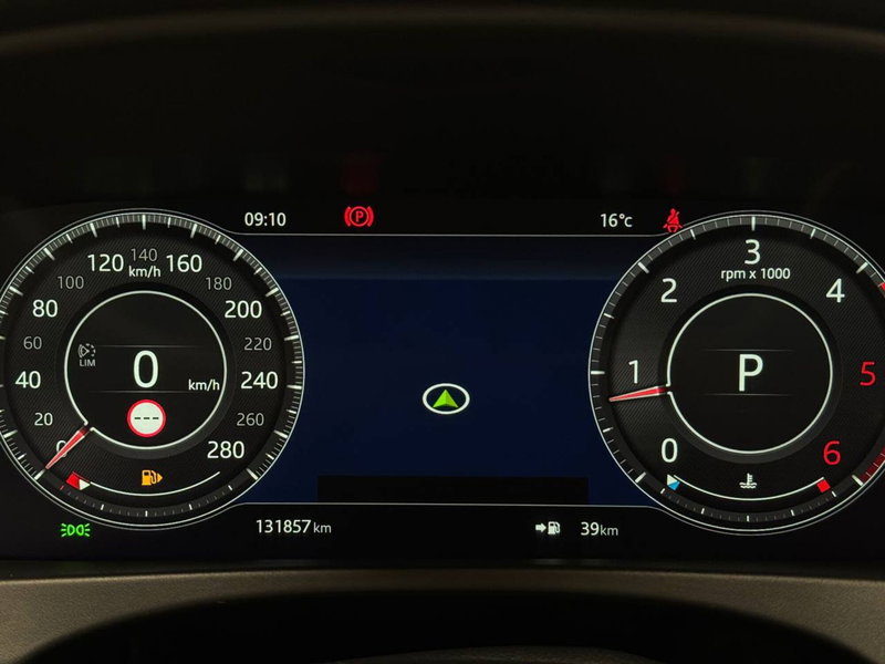 Jaguar F-Pace usata a Savona (10)