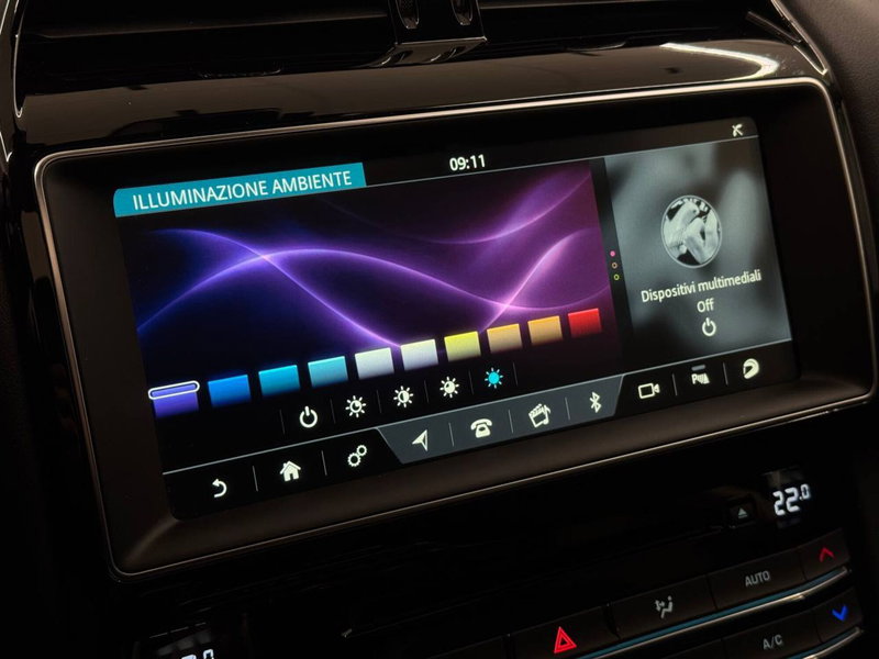 Jaguar F-Pace usata a Savona (12)