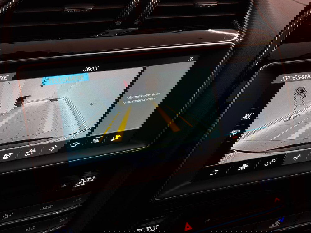 Jaguar F-Pace usata a Savona (14)