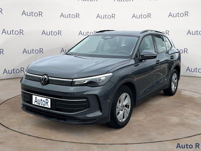 Volkswagen Tiguan Allspace 2.0 tdi Life 150cv dsg del 2024 usata a Tito