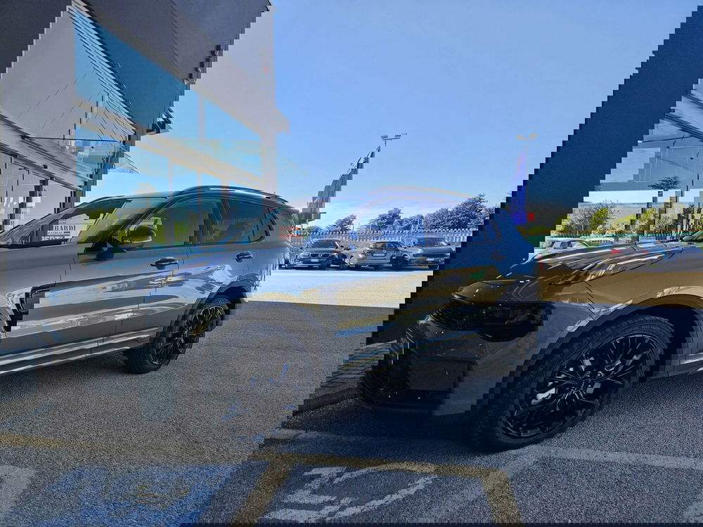 Lynk & Co 01 nuova a Pescara (7)